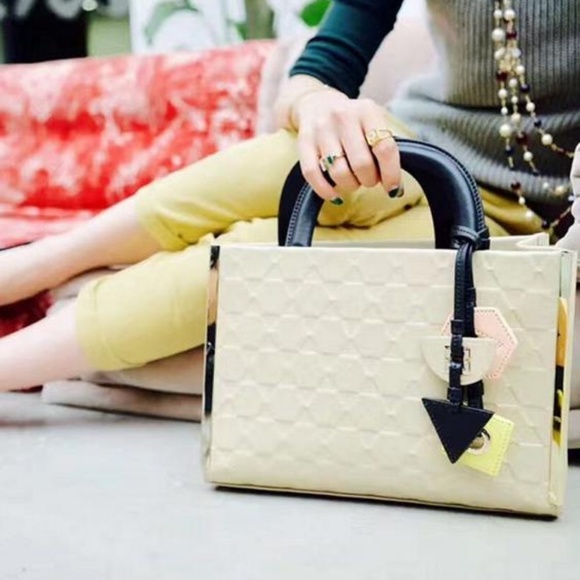 EUC HEIRLOOM Leather Tote Satchel Embossed - Picture 2 of 7